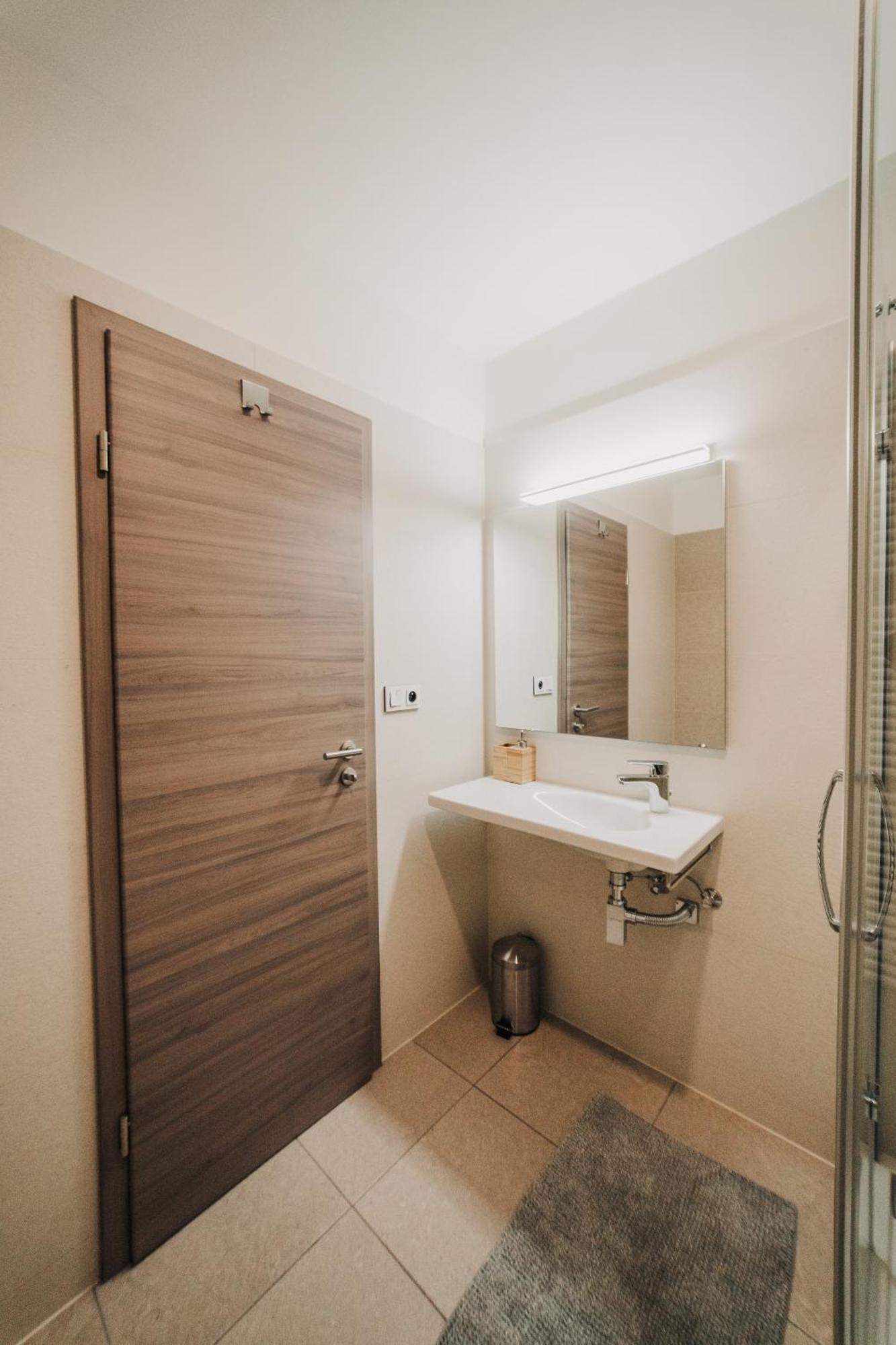 Citybeat Apartments, 400M From The Square Plzeň Eksteriør billede