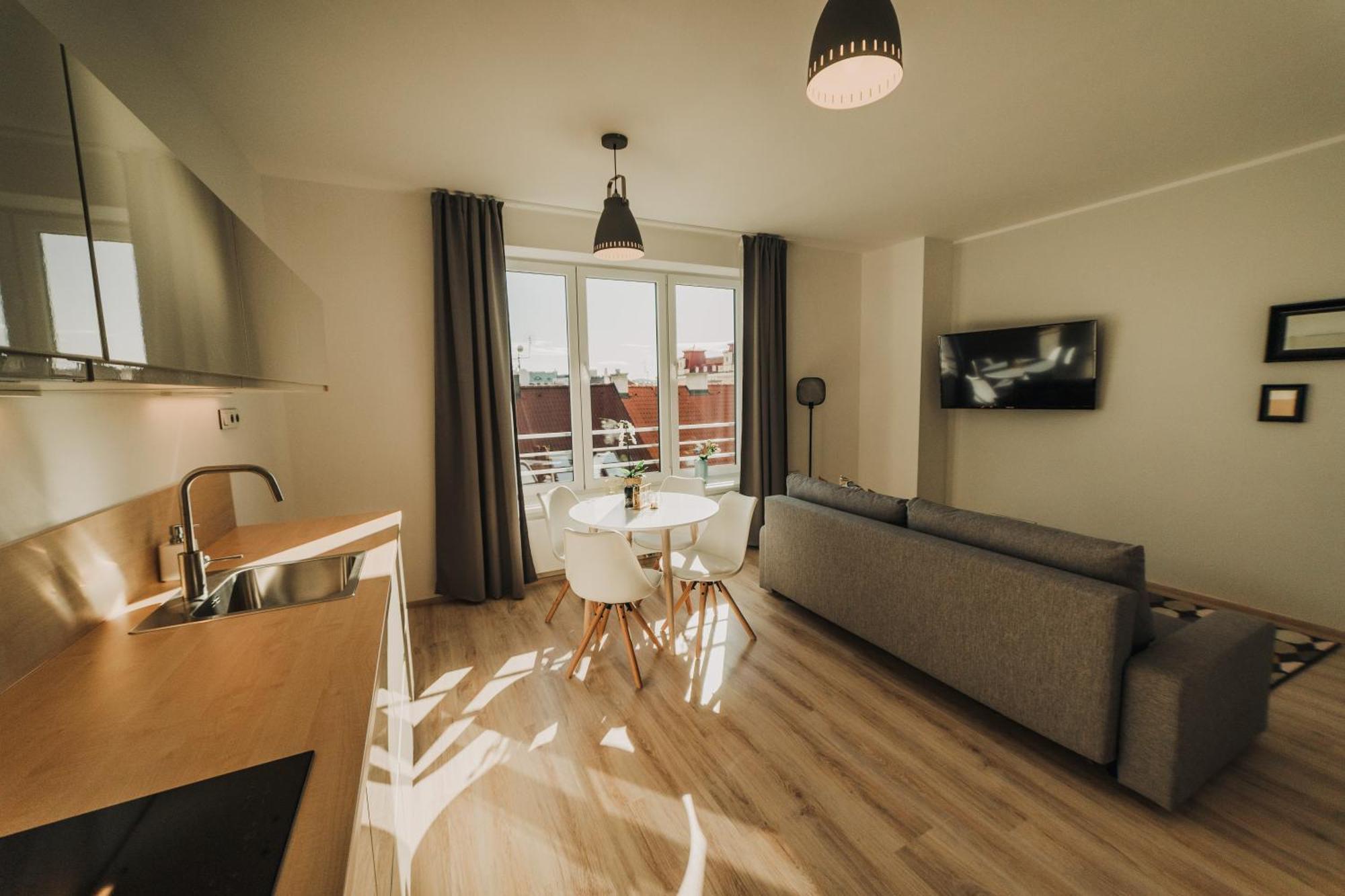Citybeat Apartments, 400M From The Square Plzeň Eksteriør billede