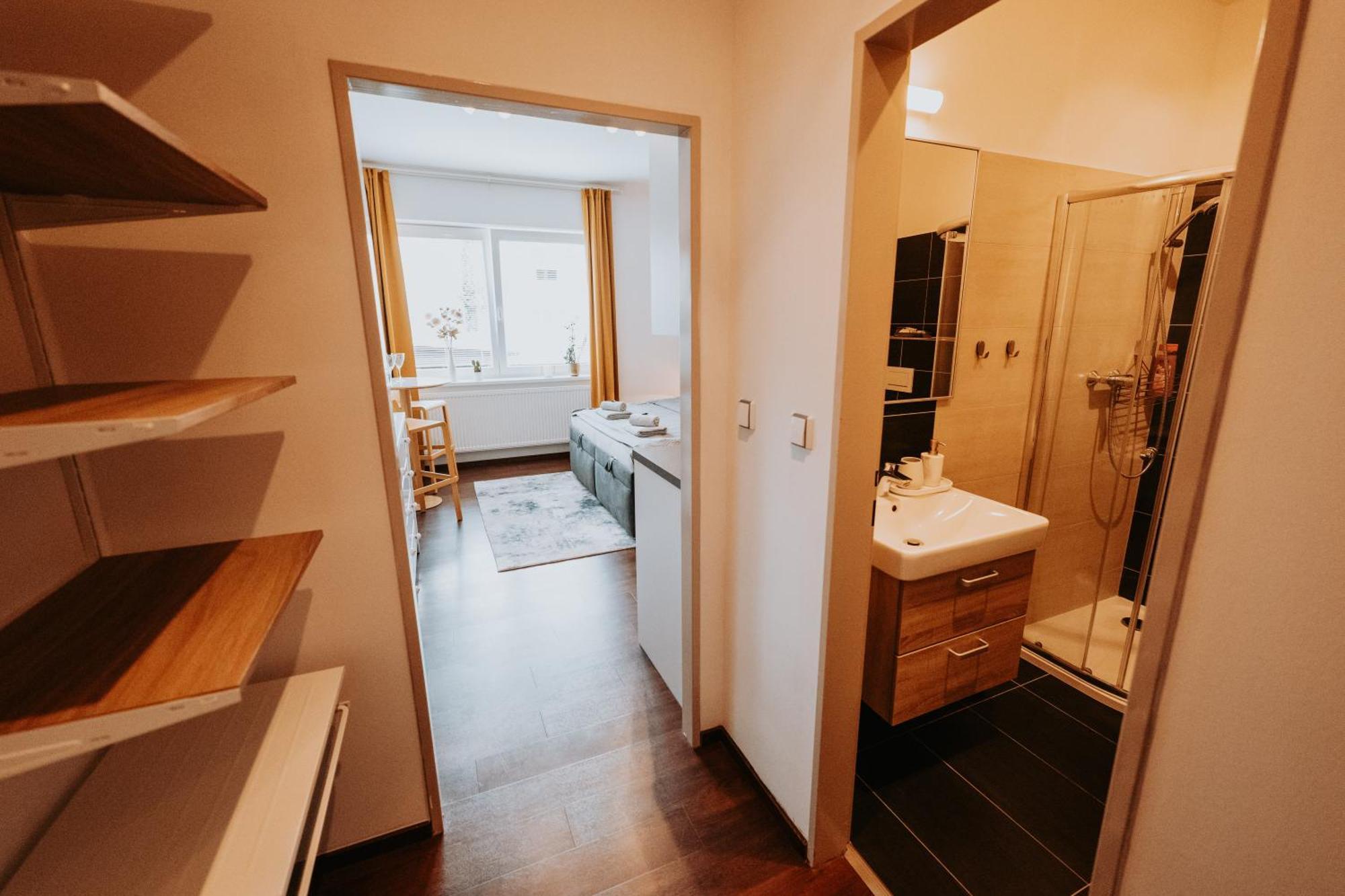 Citybeat Apartments, 400M From The Square Plzeň Eksteriør billede