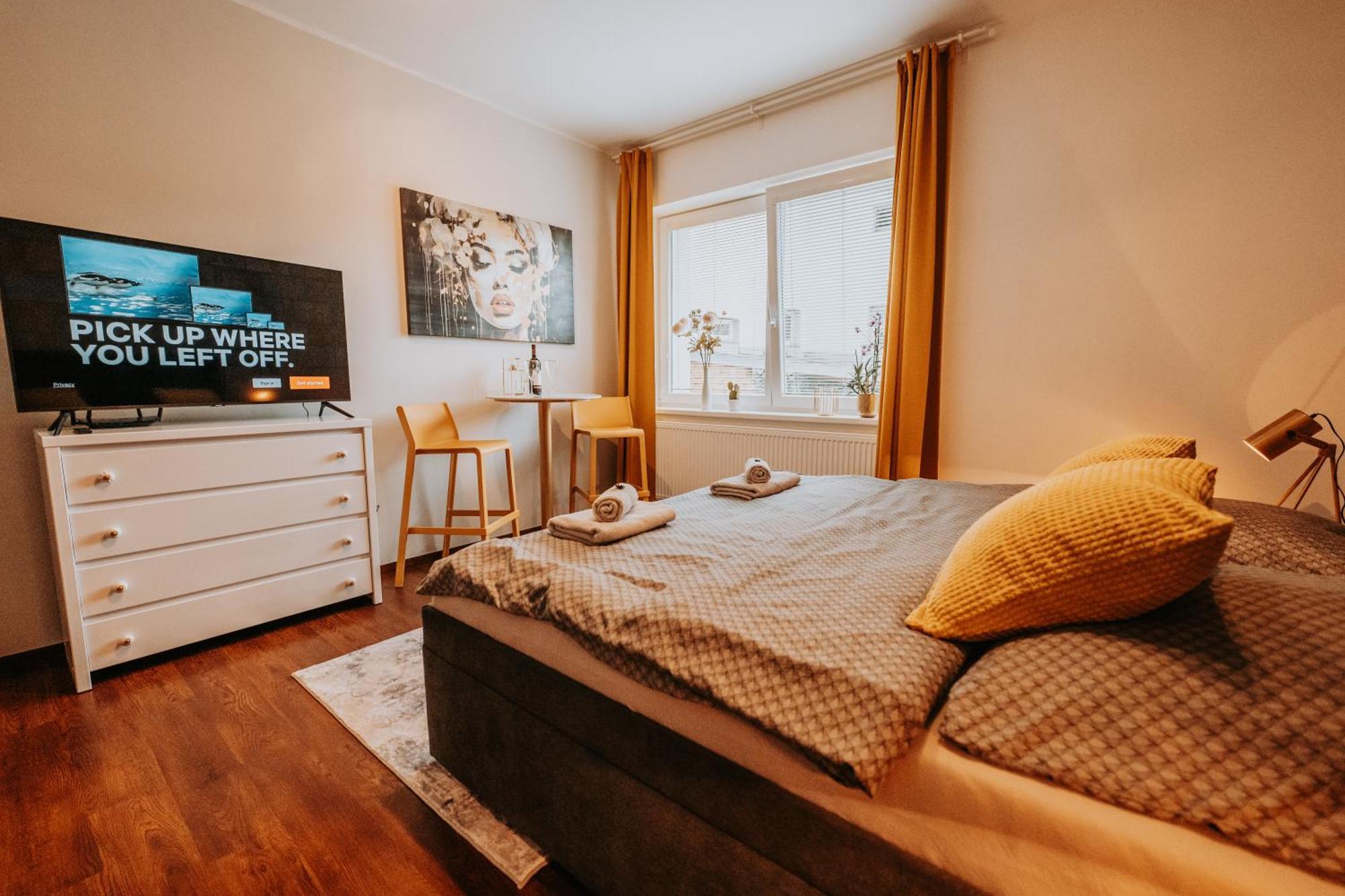Citybeat Apartments, 400M From The Square Plzeň Eksteriør billede